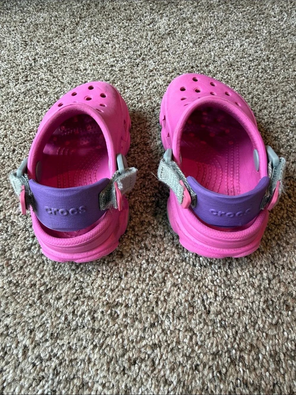 CROCS | Kids Clog in Hot Pink with Look and Hoop Strap